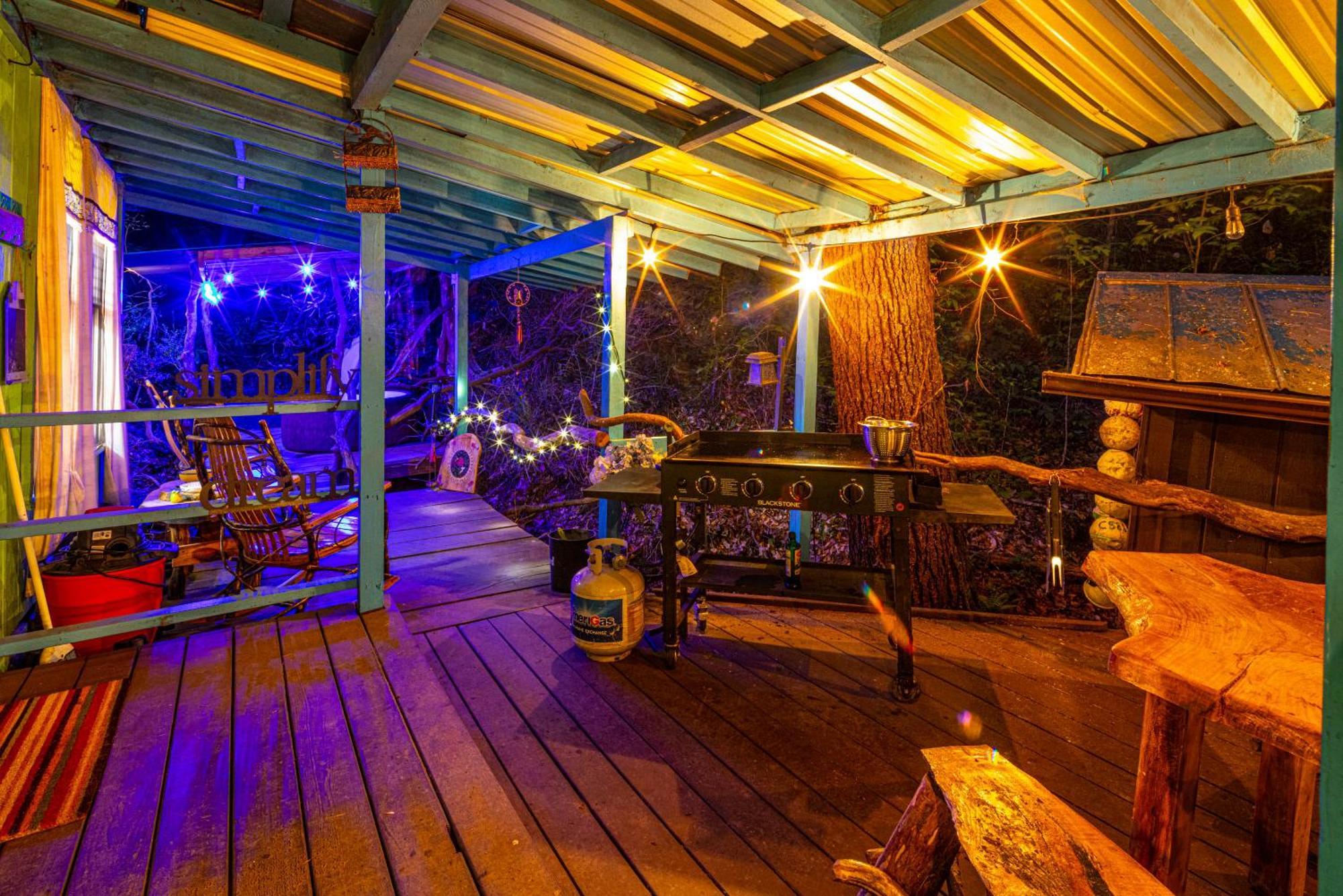 Bear Creek Lodge And Cabins In Helen Ga - Pet Friendly, River On Property, Walking Distance To Downtown 海伦 外观 照片