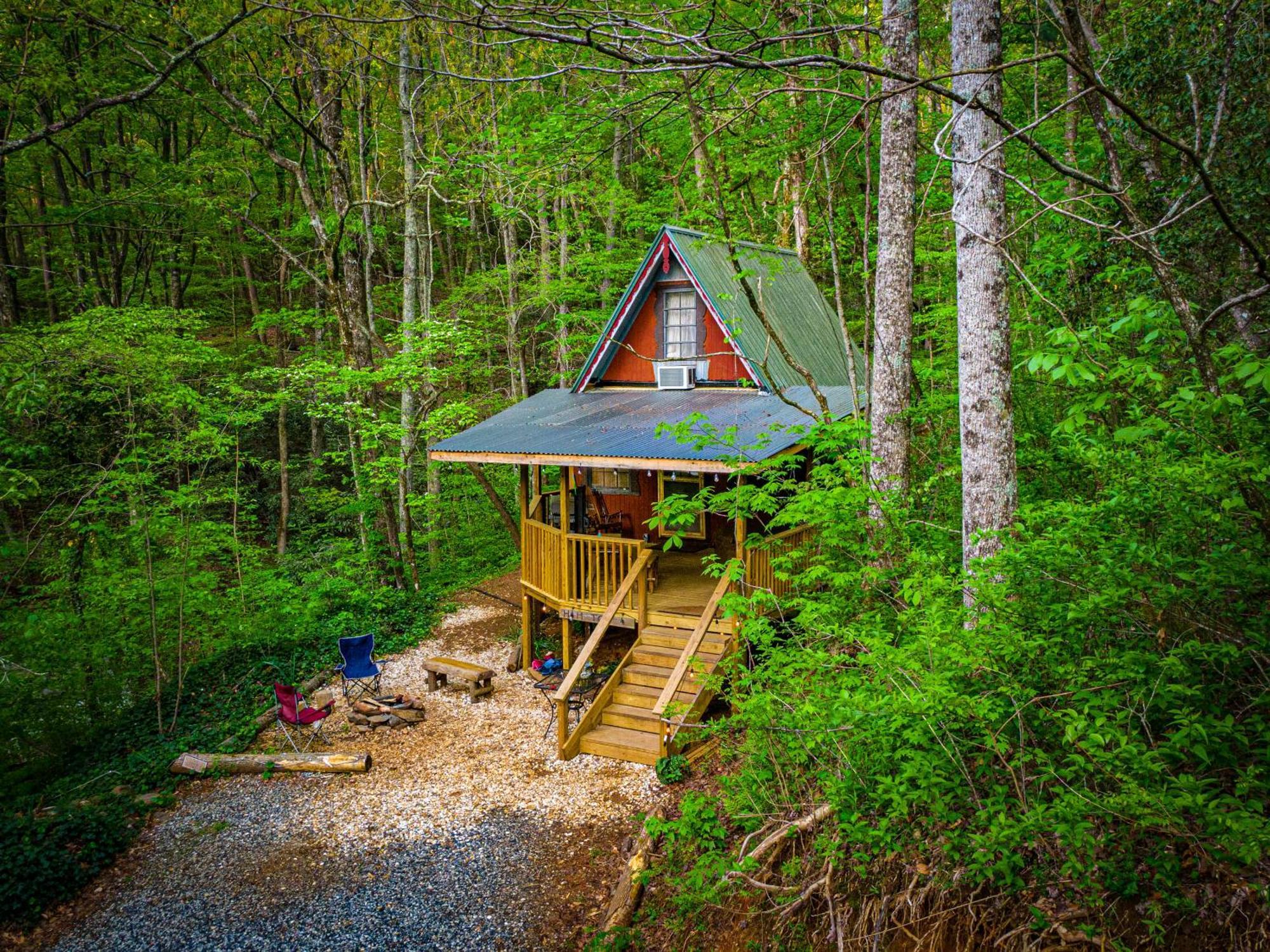 Bear Creek Lodge And Cabins In Helen Ga - Pet Friendly, River On Property, Walking Distance To Downtown 海伦 外观 照片
